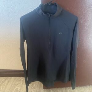 Oakley Black Half-Zip Pullover - Size Medium